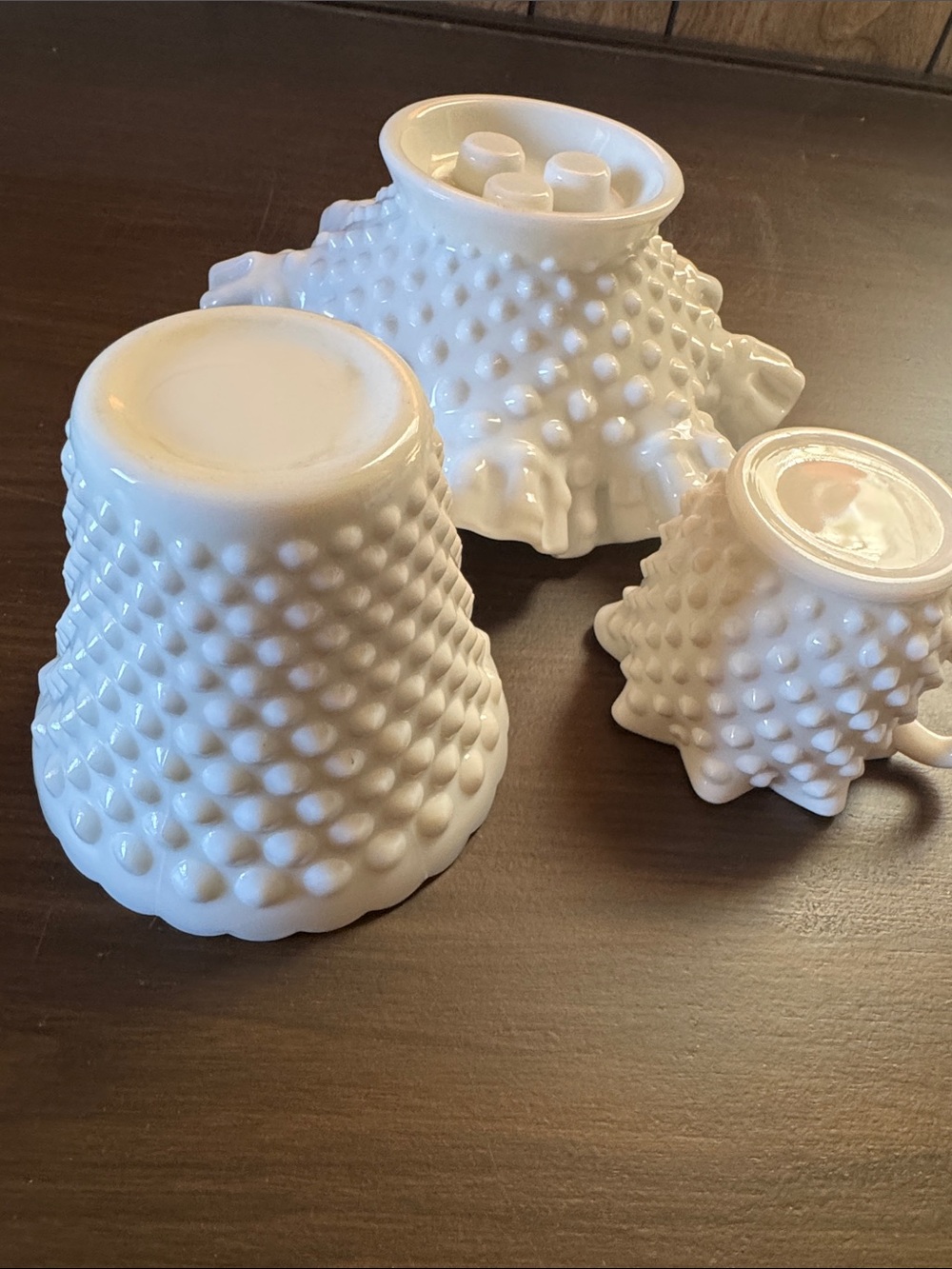 Vintage White Hobnail Milk Glass Vase and Mugs Set - Elegant Home Accents - Picture 8 of 14
